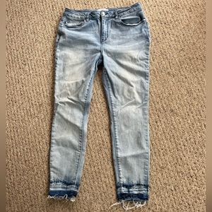 COPY - Judy Blue light wash raw mixed dye hem skinny fit jeans